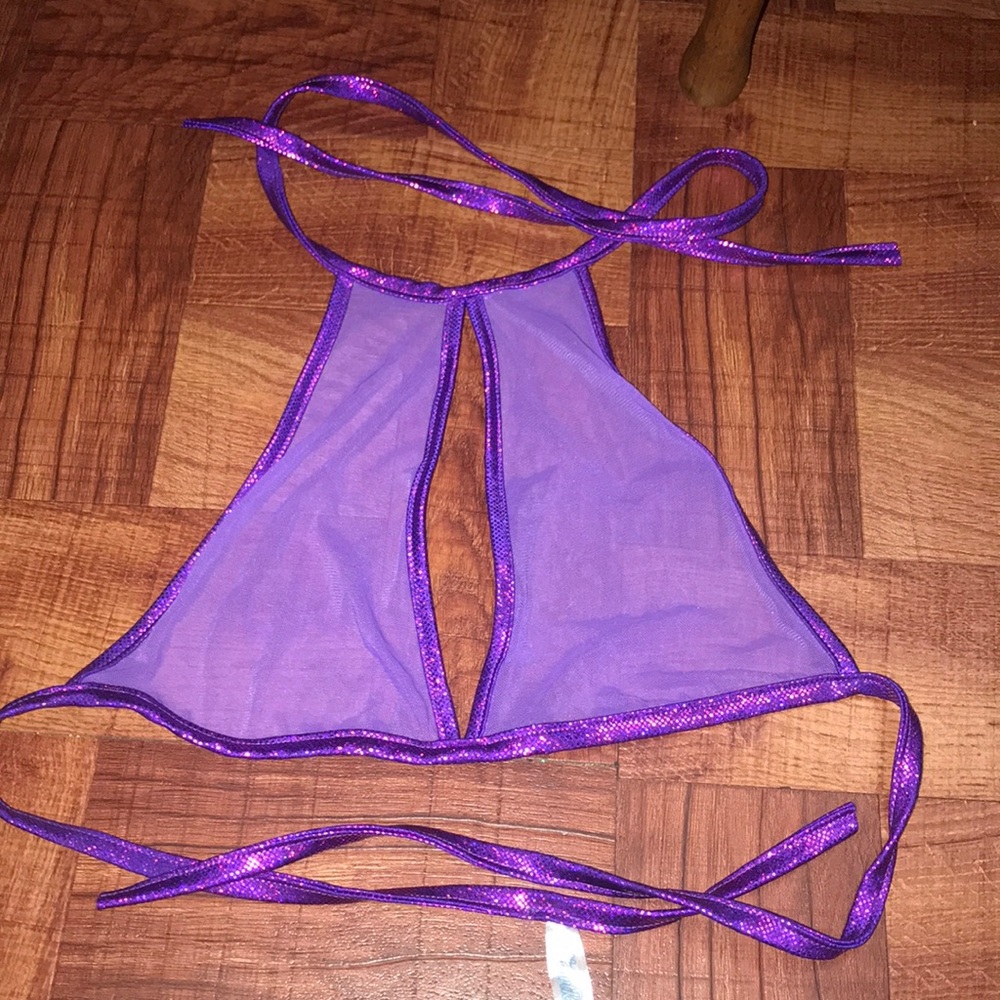 Iheartraves purple top